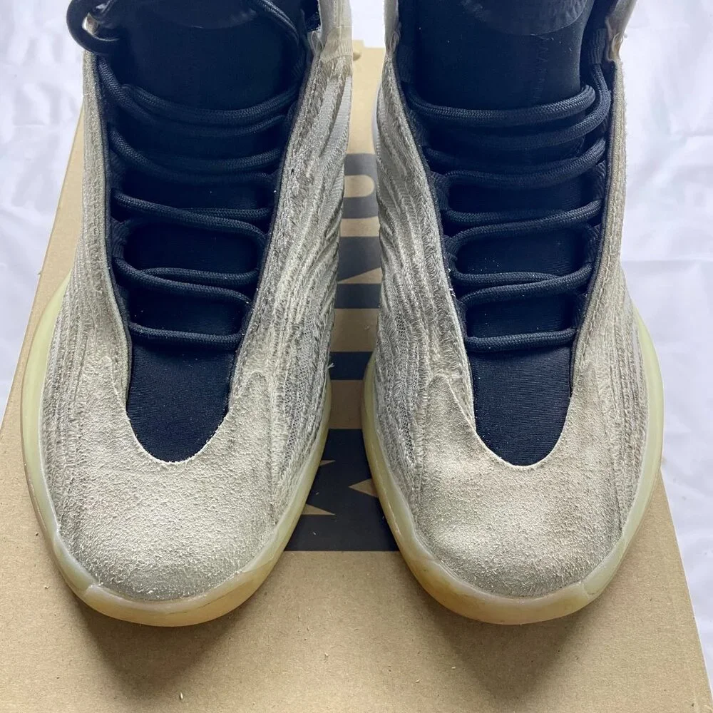 Adidas Yeezy Yzy QNTM Mist Slate Cream Men Size 9